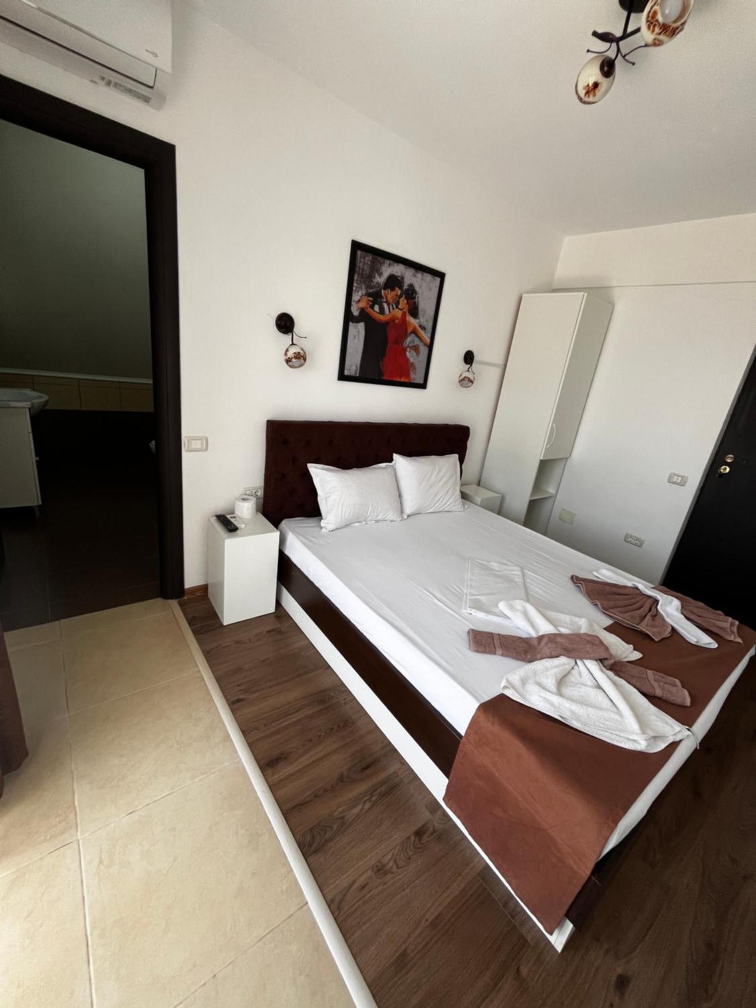 Elegance Hotel Costinesti Luaran gambar